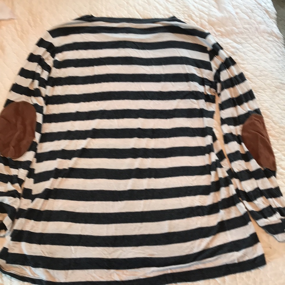 Acting Pro Long Sleeve Tee w/ elbow patches - Picture 2 of 4